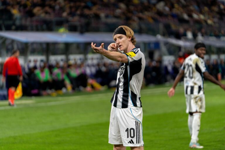 Newcastle forward Anthony Gordon scores in the Champions League
