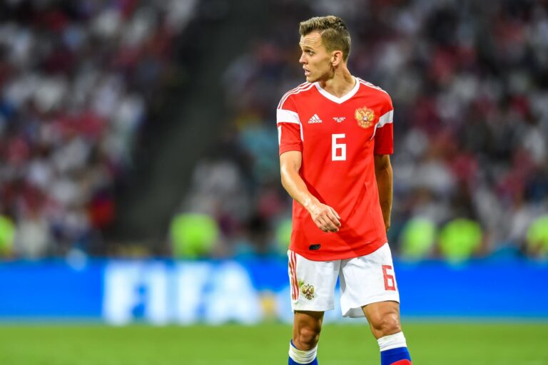 Denis Cheryshev playing for the Russian national team