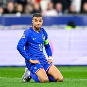 Didier Deschamps on Kylian Mbappé: If you want him to run 11km per match, don’t bother
