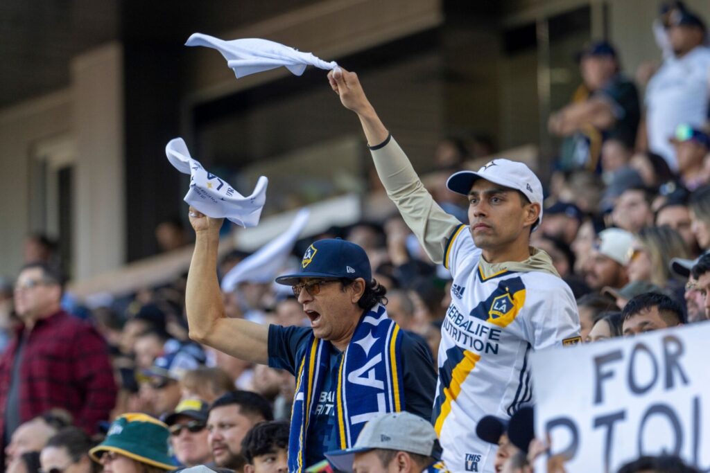 Fans of LA Galaxy