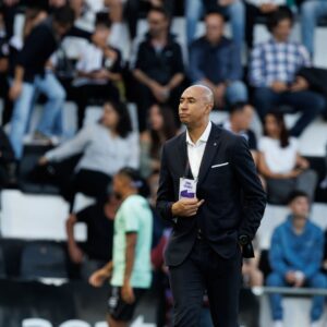 Benfica legend calls Gianluca Prestianni “racist” and declares shame after Vinícius Jr. incident