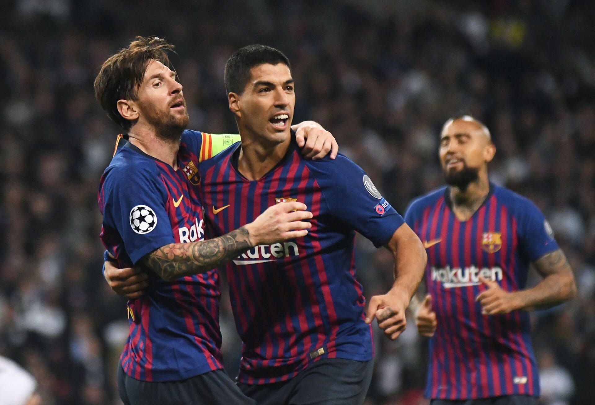 Leo Messi and Luis Suarez celebrate at Wembley (Tottenham vs Barcelona 2018)