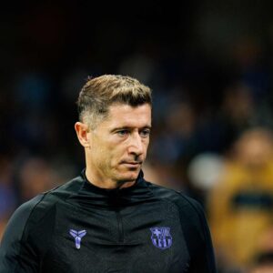 Robert Lewandowski to MLS? Chicago Fire lead race for Barcelona striker after wife’s visit