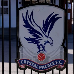 Daniel Muñoz injury update: Oliver Glasner hopeful Colombia right-back will play against Leeds