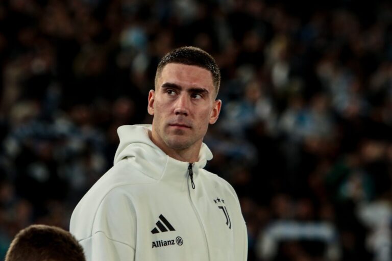 Dusan Vlahovic playing for Juventus