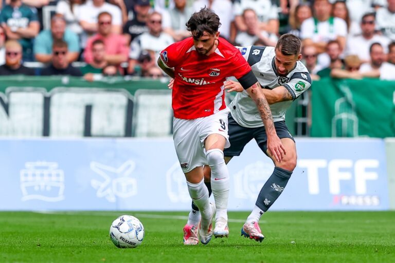 Troy Parrott playing for AZ Alkmaar