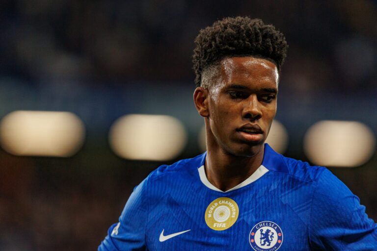 Chelsea forward Estevao suffers injury against Manchester United