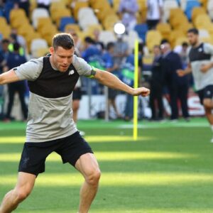 Brighton teams news vs Tottenham: Kaoru Mitoma, James Milner, Lewis Dunk