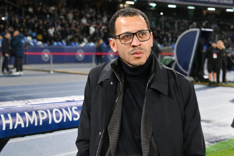 Chelsea manager Liam Rosenior